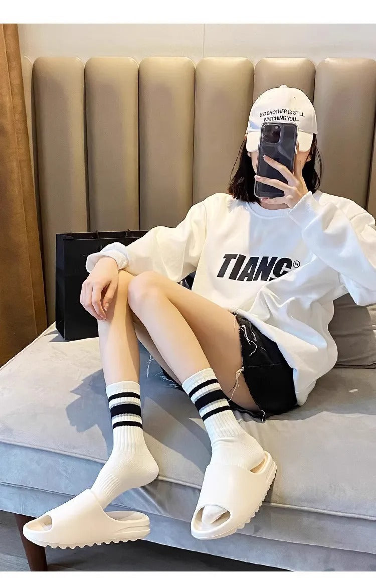 Comfortable Cotton Striped Athletic Socks For Women